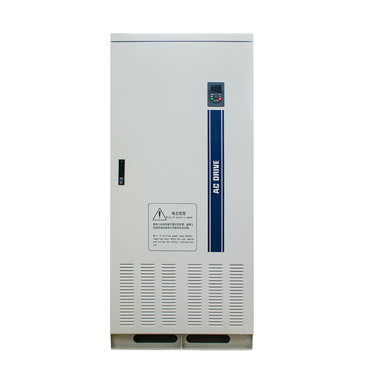 Kapi külge kinnitatud muutuva sagedusega ajam